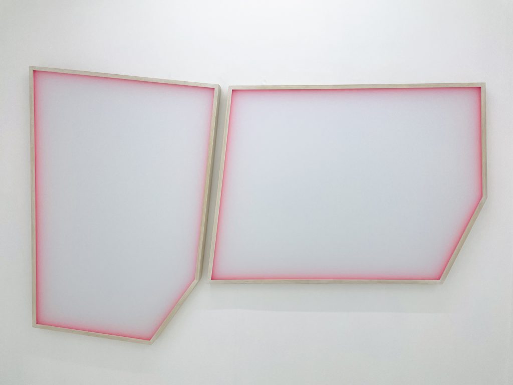 Moon-Pil Shim, « Sans Titre, R20036 », 2019, technique mixte sous plexiglas, 110 x 172 x 5 cm